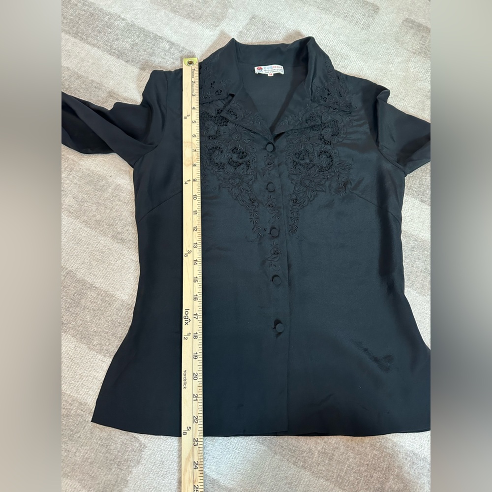 Vintage Peony 100% Silk Floral Embroidered Button Down Blouse Black (Sz 34/US2) - Picture 7 of 10